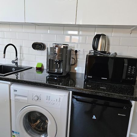 Apartament Dem Radulescu Langa Strand Râmnicu Vâlcea Exterior foto