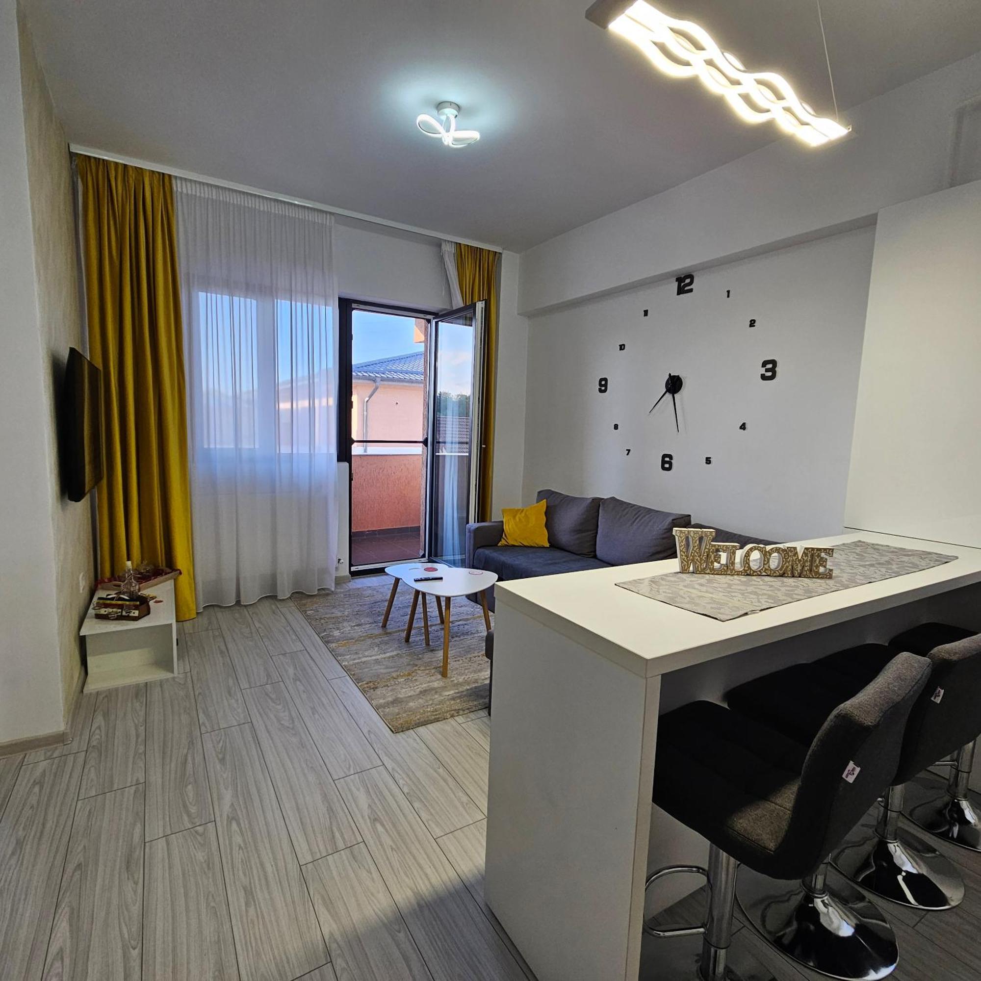 Apartament Dem Radulescu Langa Strand Râmnicu Vâlcea Exterior foto
